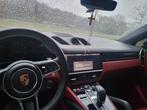 2020 Porsche Cayenne Coupe AWD
