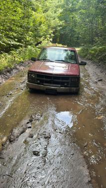 Red 1995 Chevrolet 1500 W/T