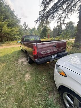 Red 1995 Chevrolet 1500 W/T
