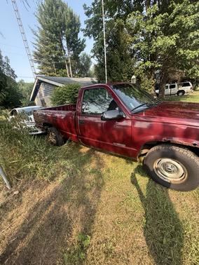 Red 1995 Chevrolet 1500 W/T