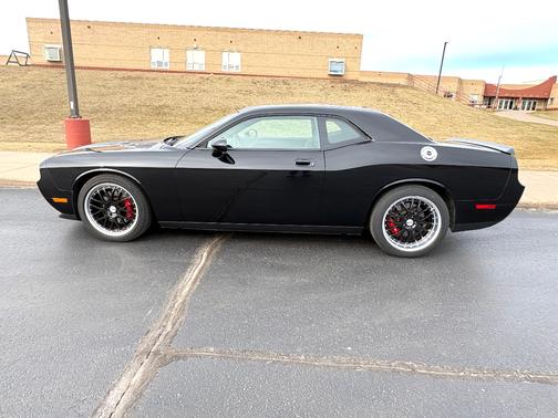 2008 Dodge Challenger SRT8