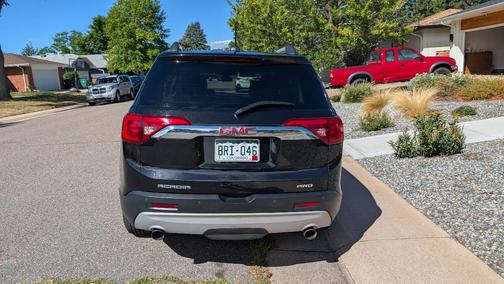 Black 2017 GMC Acadia SLT-1