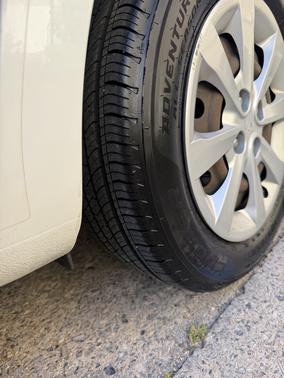 White 2013 Kia Rio LX