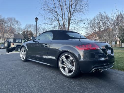 2011 Audi TTS 2.0T Premium Plus