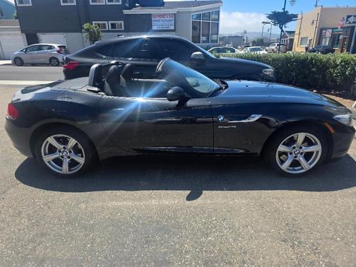 Black 2015 BMW Z4 sDrive28i
