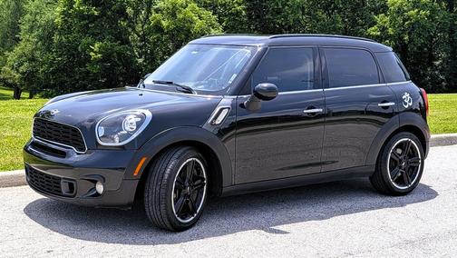 Black 2013 MINI Countryman Cooper S