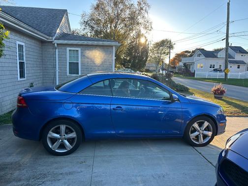 Blue 2012 Volkswagen Eos Lux