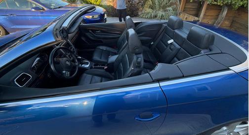 Blue 2012 Volkswagen Eos Lux