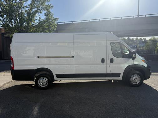 White 2023 RAM ProMaster 3500 High Roof
