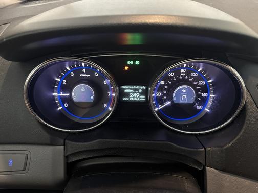 2011 Hyundai SONATA SE
