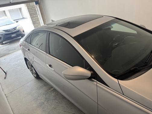2011 Hyundai SONATA SE
