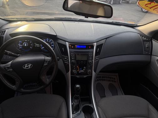 Silver 2013 Hyundai SONATA GLS