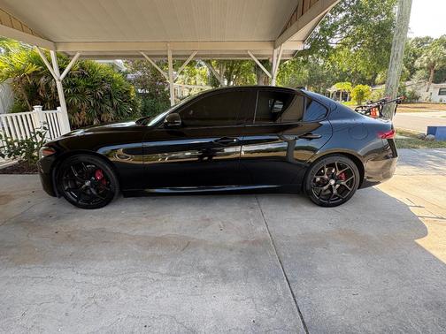 Black 2020 Alfa Romeo Giulia Base