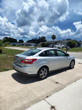 Silver 2014 Ford Focus SE