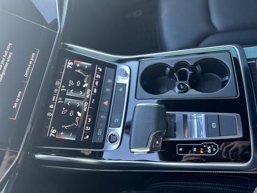 2022 Audi Q8 55 Premium Plus