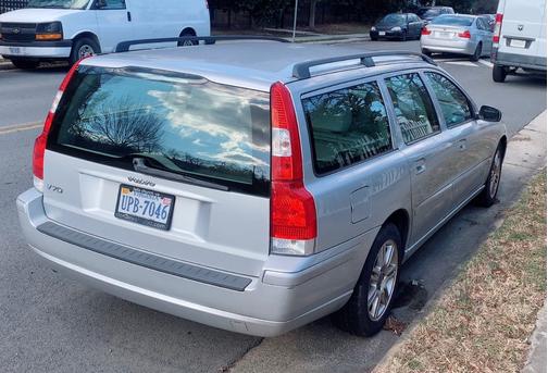 2006 Volvo V70 2.4