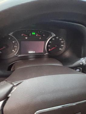 White 2018 GMC Acadia SLT-1
