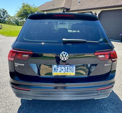 Black 2019 Volkswagen Tiguan 2.0T SE