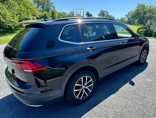 Black 2019 Volkswagen Tiguan 2.0T SE