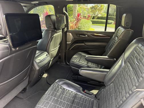 2021 Cadillac Escalade ESV Premium Luxury Platinum