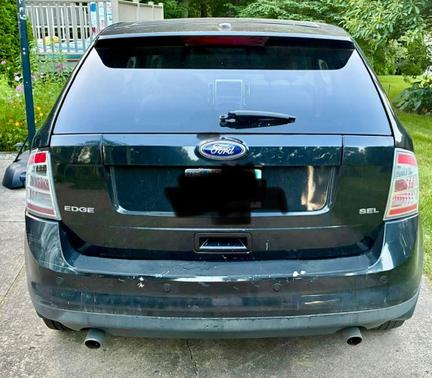 Black 2010 Ford Edge SEL