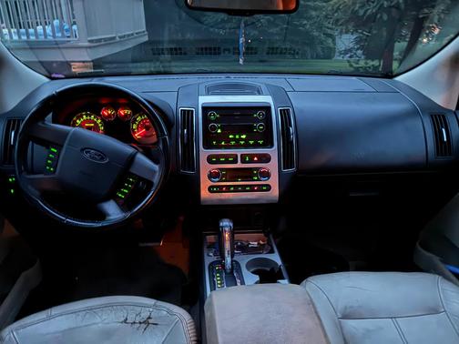 Black 2010 Ford Edge SEL