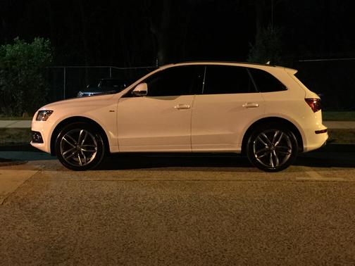White 2012 Audi Q5 3.2 Premium Plus