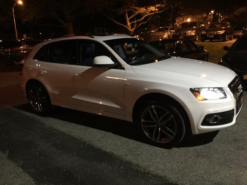 White 2012 Audi Q5 3.2 Premium Plus