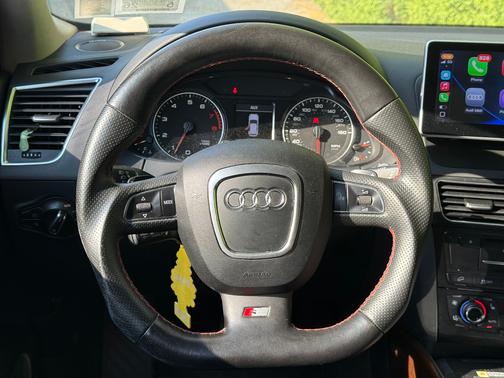 White 2012 Audi Q5 3.2 Premium Plus