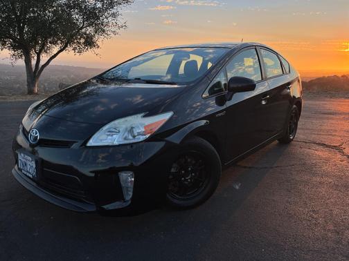 Black 2015 Toyota Prius Four
