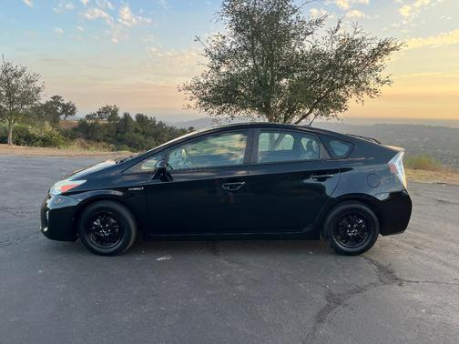 Black 2015 Toyota Prius Four