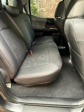 Gray 2017 Toyota Tacoma SR5