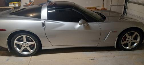 2005 Chevrolet Corvette Base