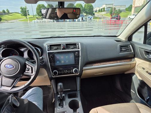 Green 2018 Subaru Outback 2.5i Limited