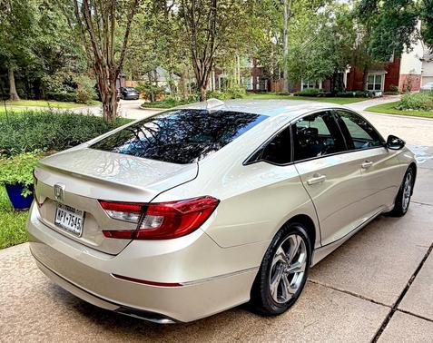Beige 2019 Honda Accord EX-L
