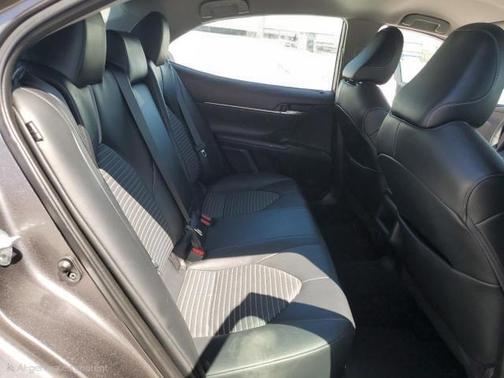Silver 2022 Toyota Camry SE
