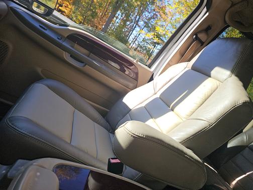 2003 Ford Excursion Eddie Bauer 4WD