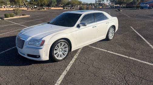 2012 Chrysler 300C Luxury Series