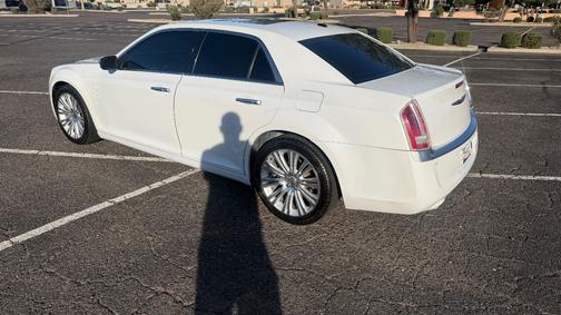 2012 Chrysler 300C Luxury Series
