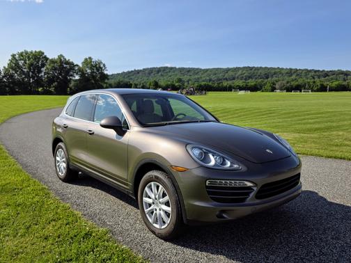 2011 Porsche Cayenne Base