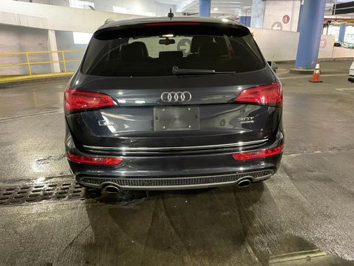 Blue 2017 Audi Q5 3.0T Premium Plus