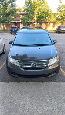 Gray 2012 Honda Odyssey EX-L