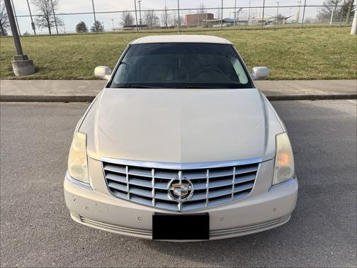 2007 Cadillac DTS Luxury