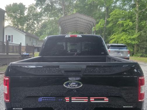 Black 2019 Ford F-150 XLT