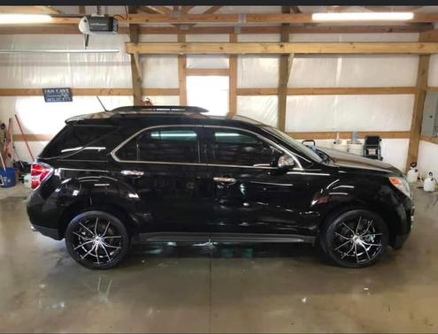 Photo 1 of 3 of 2014 Chevrolet Equinox 1LT