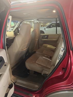Red 2003 Ford Expedition Eddie Bauer