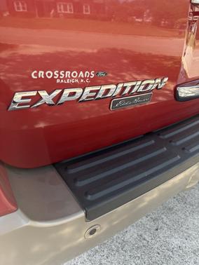 Red 2003 Ford Expedition Eddie Bauer