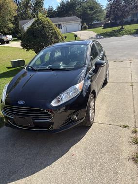 Black 2016 Ford Fiesta Titanium
