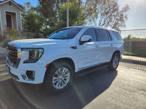 2021 GMC Yukon SLT