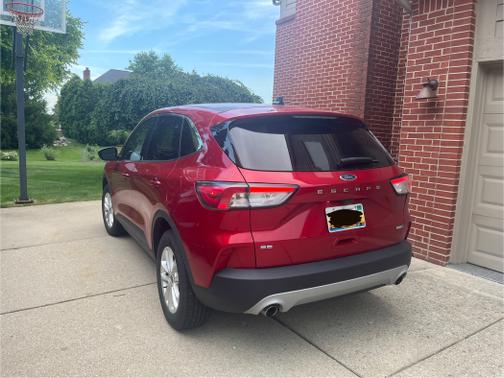 2020 Ford Escape SE